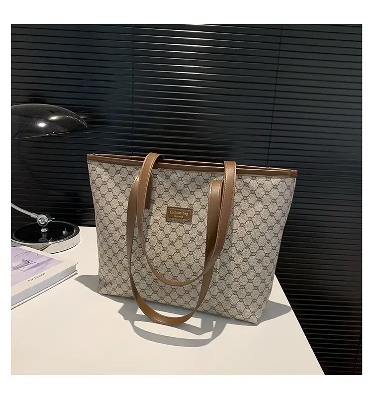 Women's Monogram Canvas Shoulder Bag Brown Leather Handle — feature 23