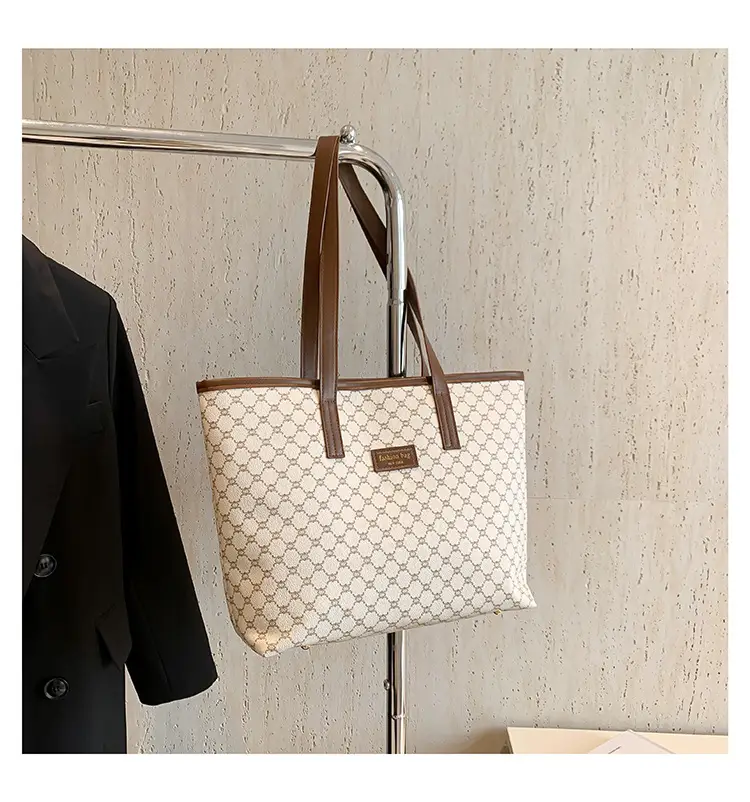 Women's Monogram Canvas Shoulder Bag Brown Leather Handle — feature 25