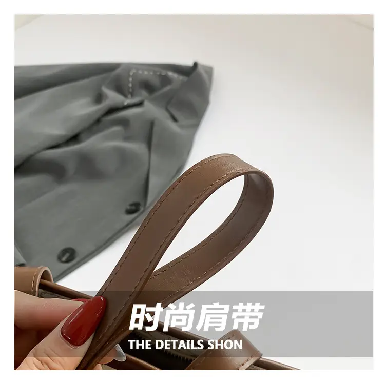 Women's Monogram Canvas Shoulder Bag Brown Leather Handle — feature 3