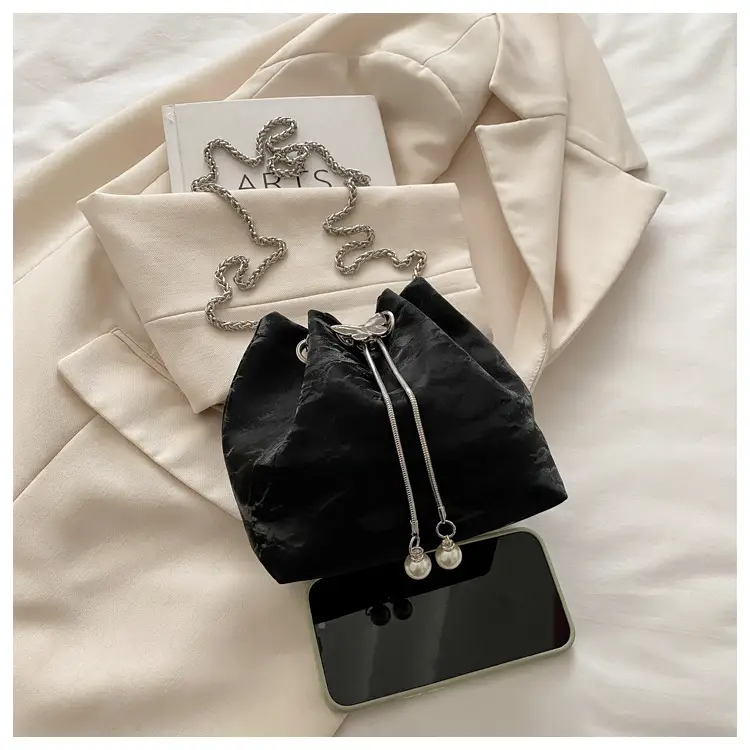 2026 Summer Bucket Bags with Chain Strap — feature 15