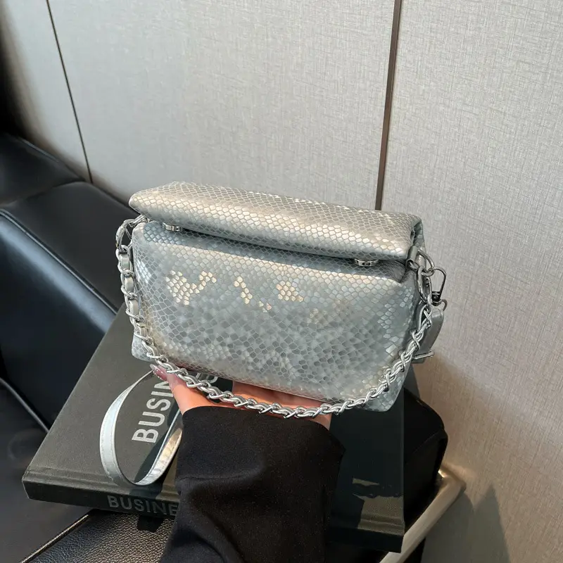 White Pearl-Strap Crossbody Bag for Women - Image 8