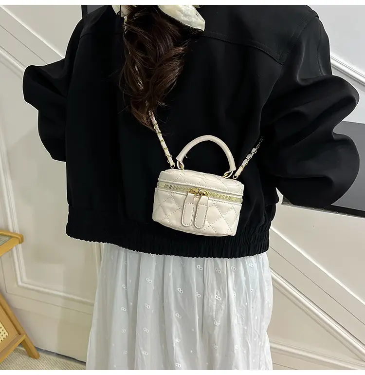 Orange Diamond Mini Chain Shoulder Bag for Women — feature 11