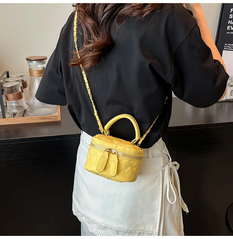 Orange Diamond Mini Chain Shoulder Bag for Women — feature 17