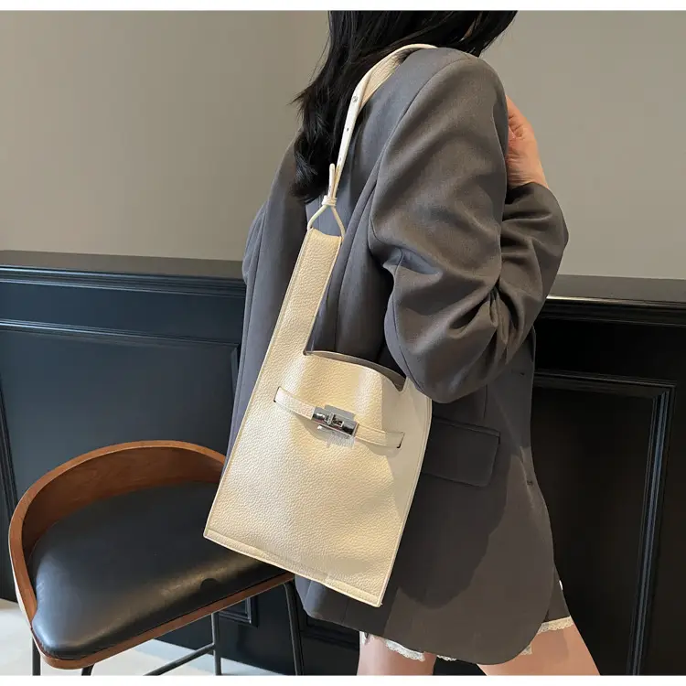 Light Blue Square Shoulder Bag for Women 2026 — feature 11