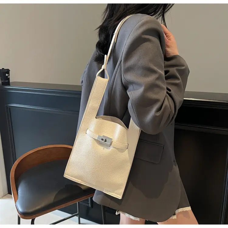 Light Blue Square Shoulder Bag for Women 2026 — feature 12