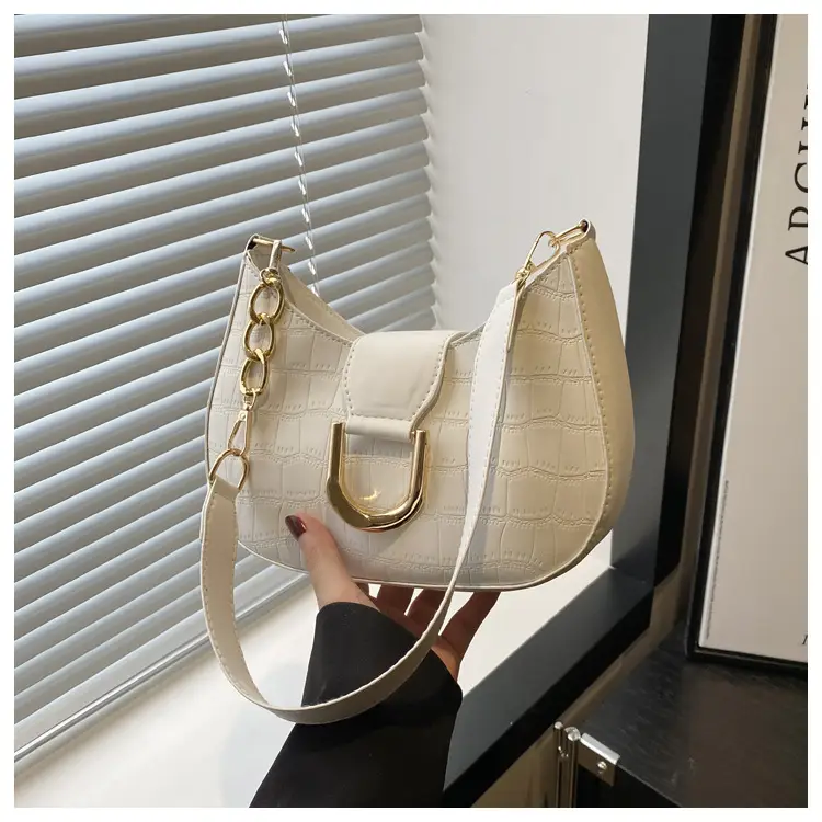 Pink Semicircular Chain Shoulder Bag for Women — feature 24