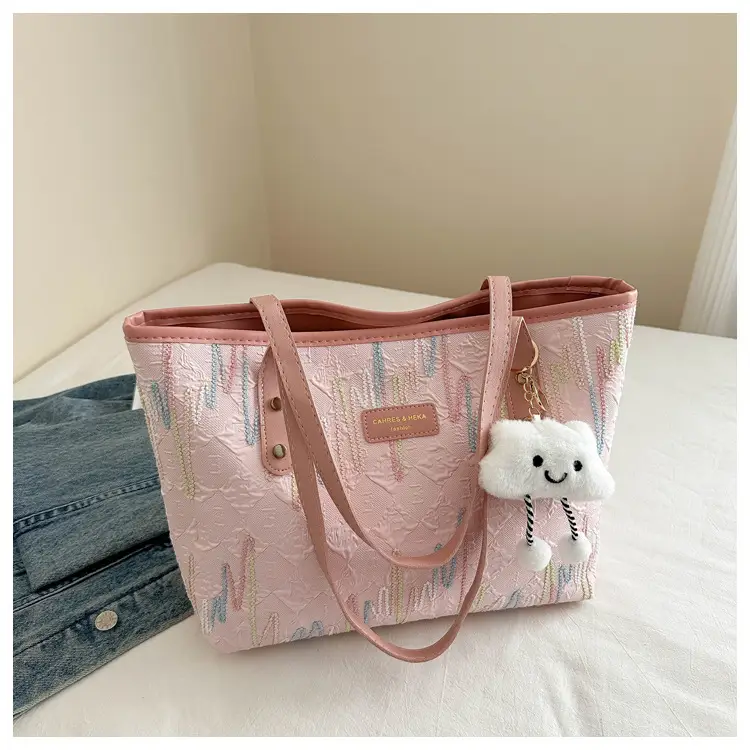 2025 Cute Bear Pendant Tote Bags Women's Shoulder Bags — feature 21