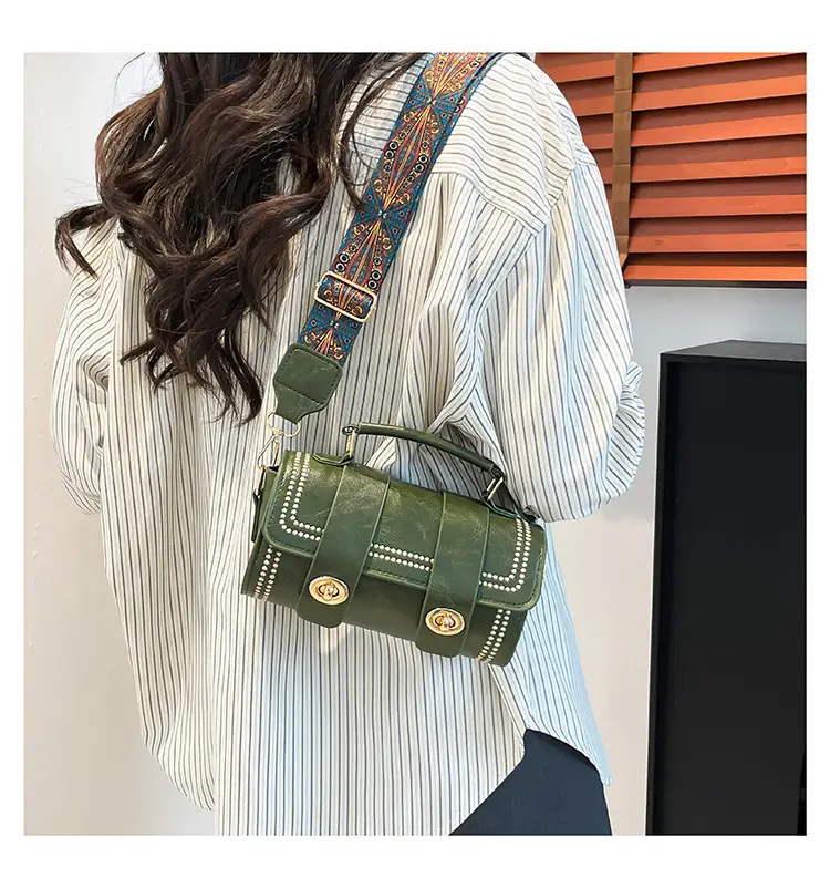 Green Leather Crossbody Bag with Wide Strap — feature 31