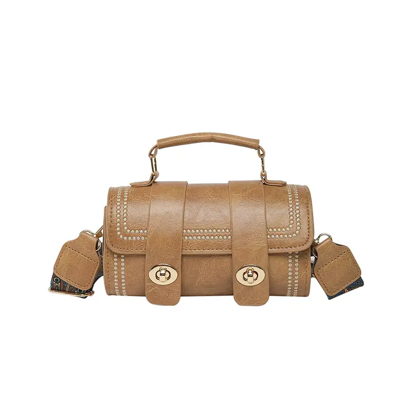 Green Leather Crossbody Bag with Wide Strap - Image 3
