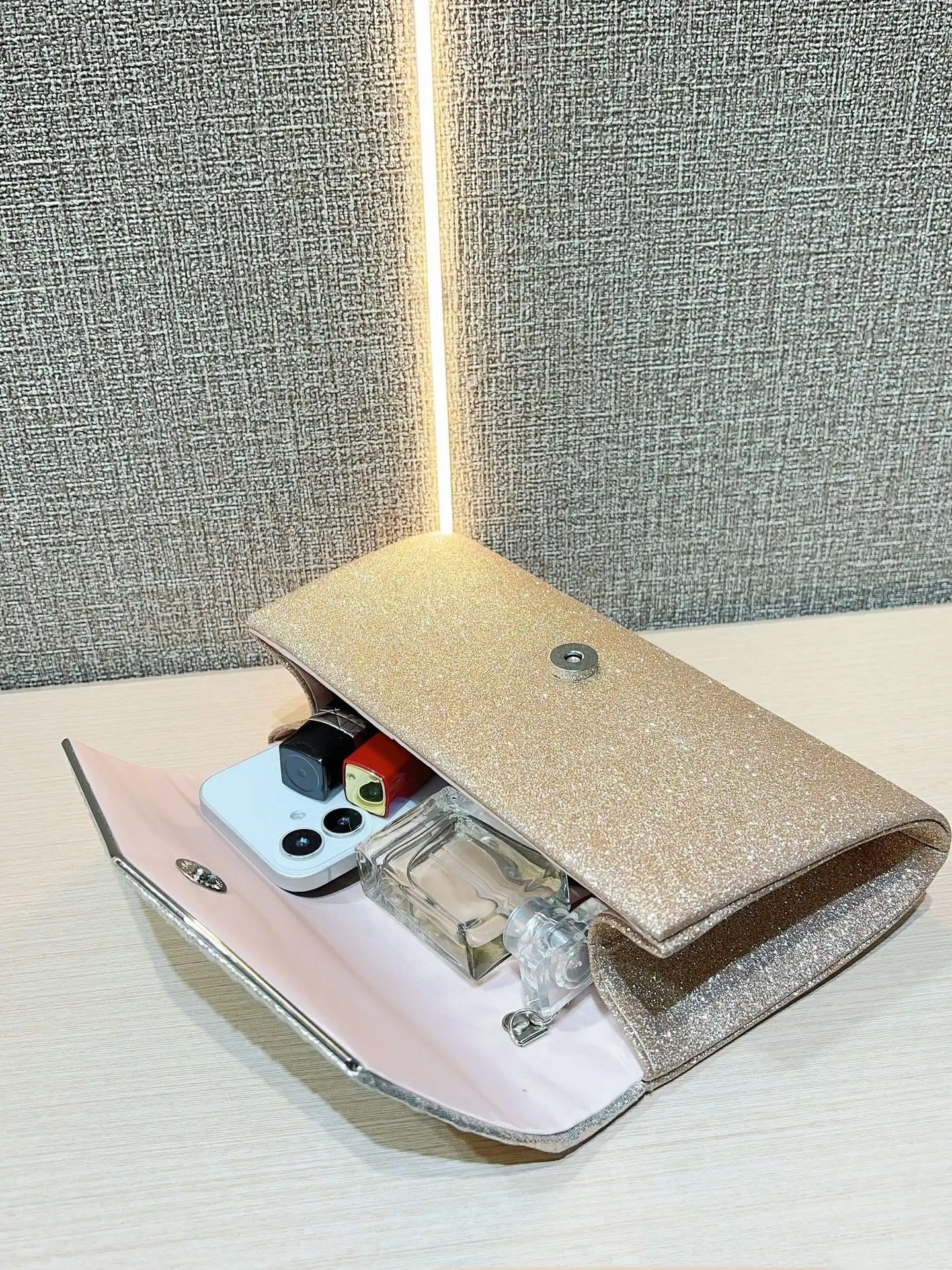 Glitter Pleated Shoulder Clutch Bag for Women — feature 8