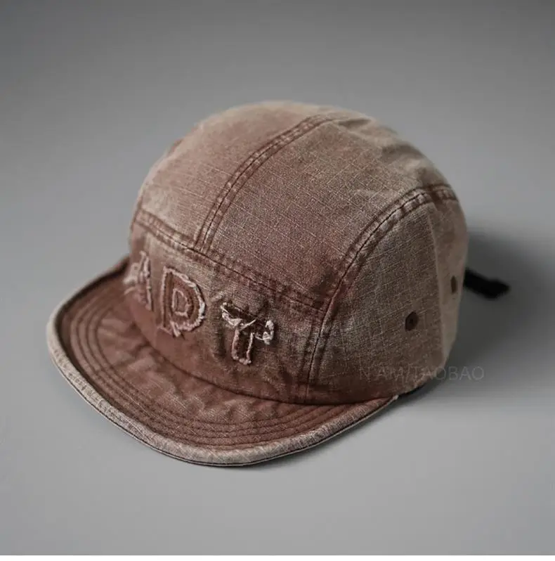 Men Women Retro Letter Patch Baseball Cap Beige — feature 4