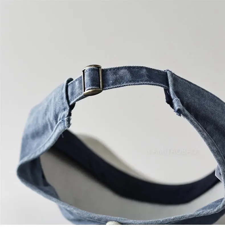 Women Sunshade Duck Cap Gray Black Baseball — feature 12