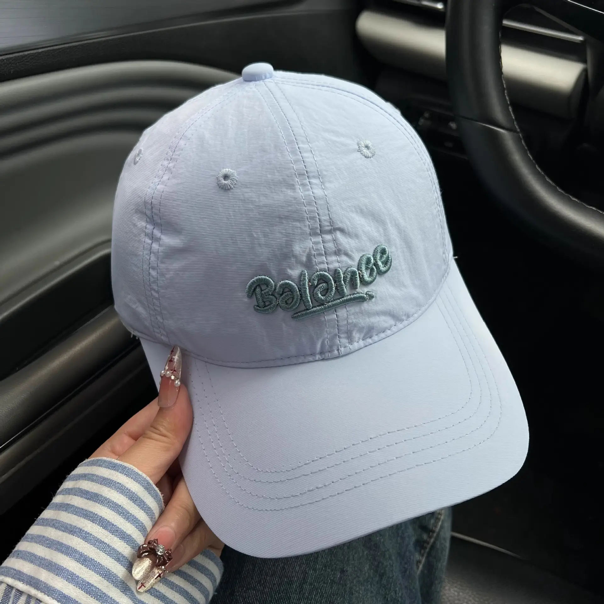 Women Baseball Cap Balance Light Gray Wide Brim