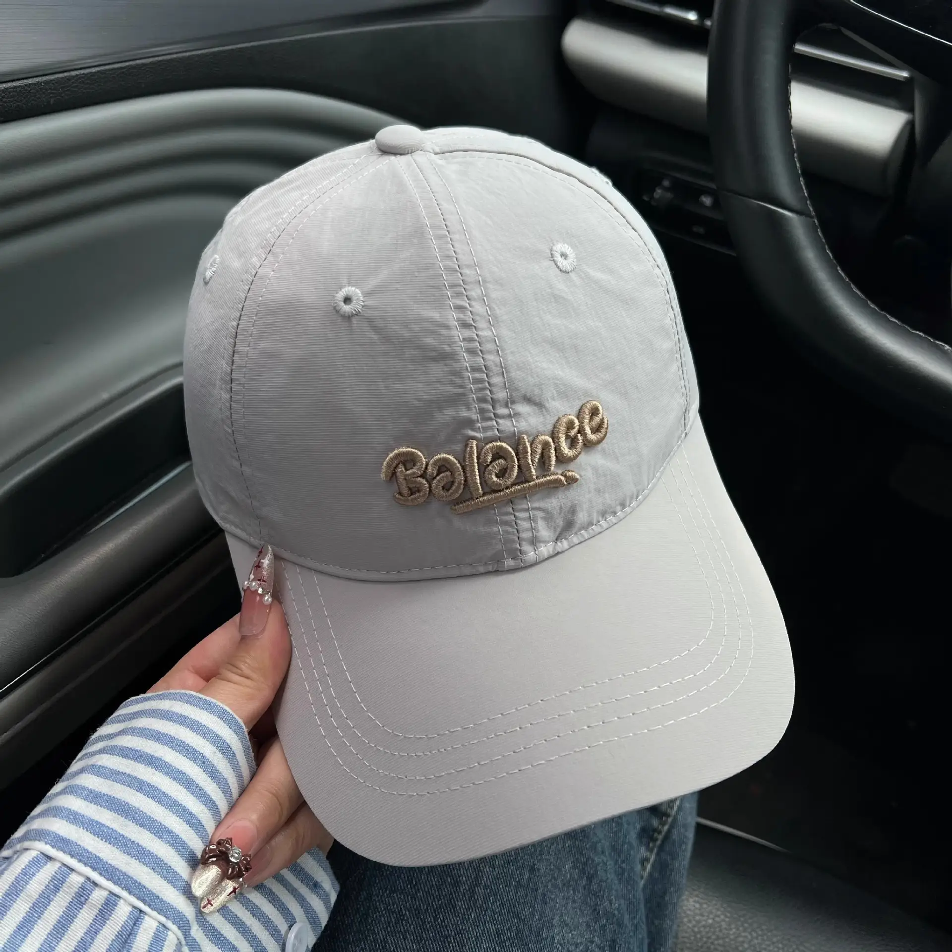 Women Baseball Cap Balance Light Gray Wide Brim