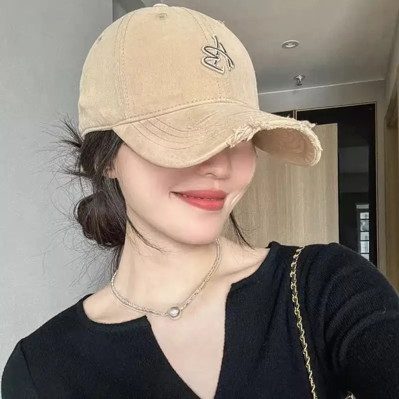 Maroon American Retro Duckbill Cap for Men Women - Image 7