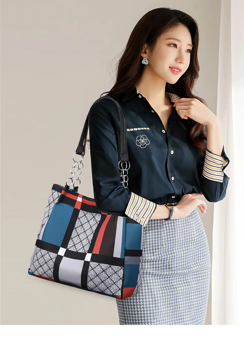 New Foreign Trade Nylon Plaid Large Tote Bag Women — feature 17