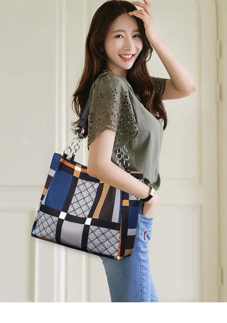 New Foreign Trade Nylon Plaid Large Tote Bag Women — feature 18