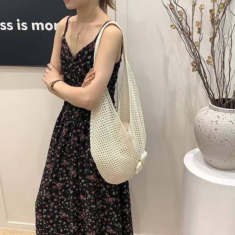 Korean-style Knitted Shoulder Tote Bag for Women - Image 8