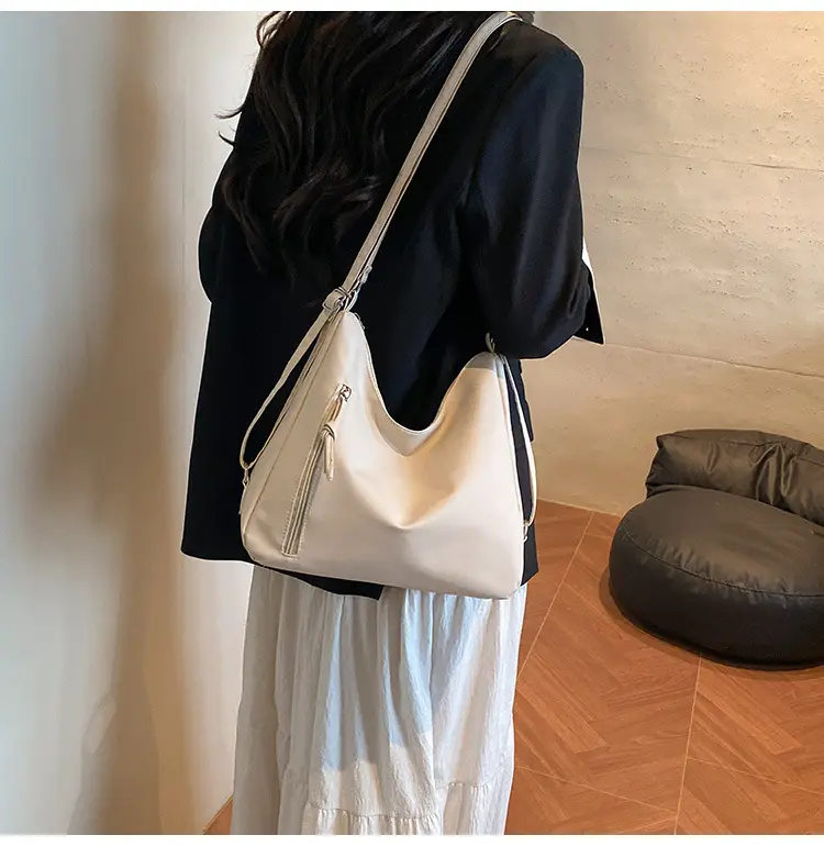 Black Retro Shoulder Crossbody Tote Bag for Women — feature 10