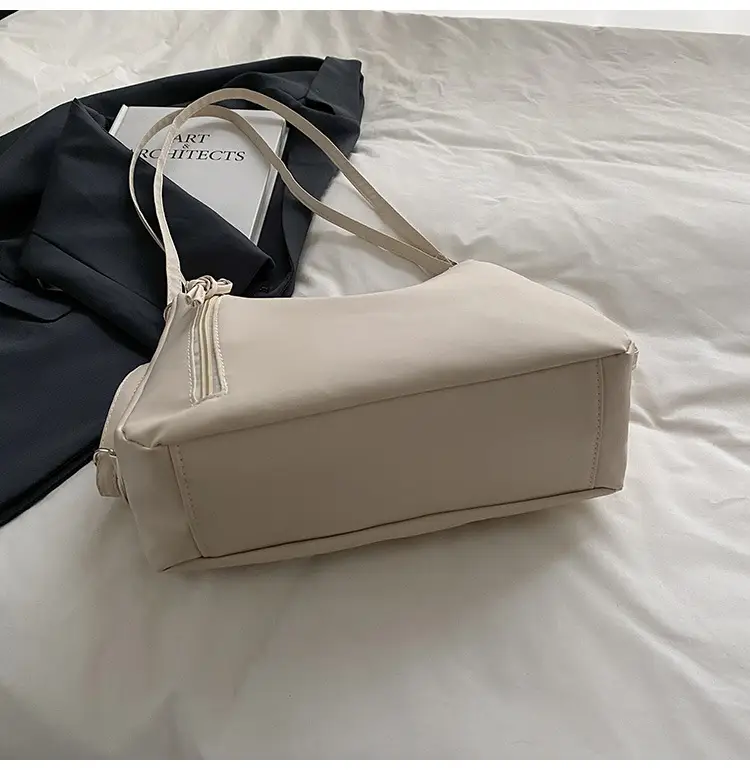 Black Retro Shoulder Crossbody Tote Bag for Women — feature 7