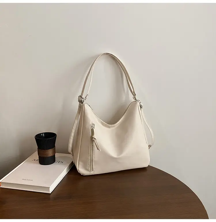 Black Retro Shoulder Crossbody Tote Bag for Women - Image 2