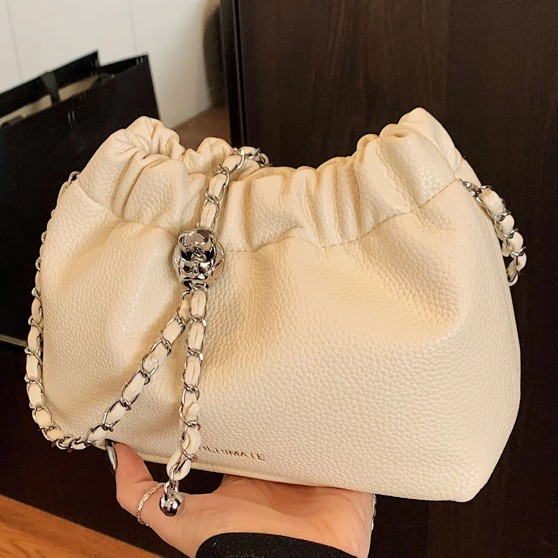 2025 Spring New Lychee Pattern Cloud Chain Women's Shoulder Crossbody Bag - Image 6