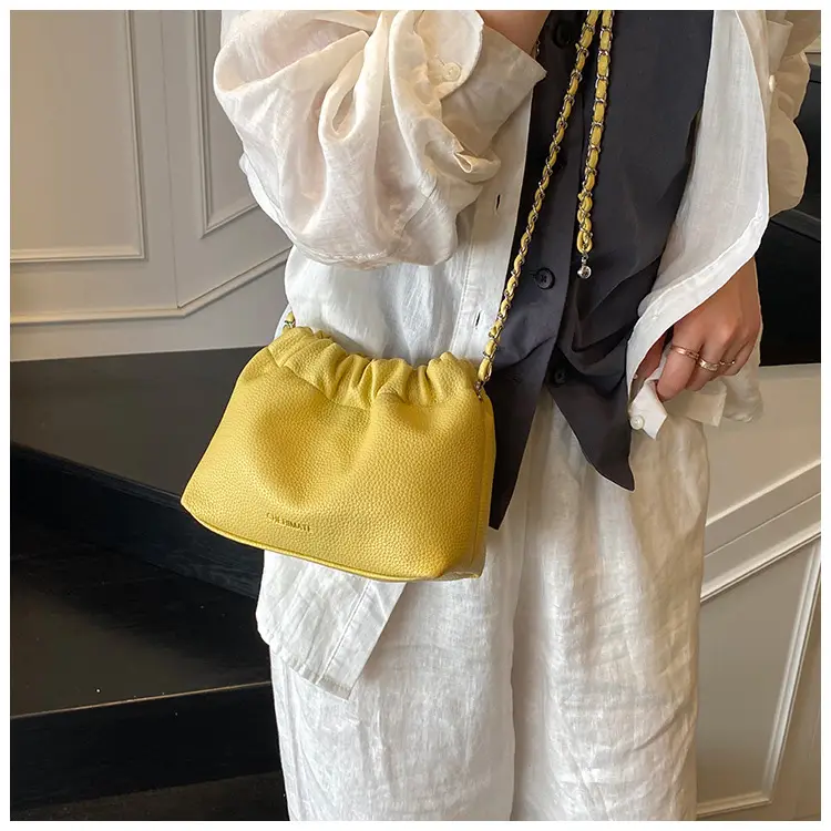 2025 Spring New Lychee Pattern Cloud Chain Women's Shoulder Crossbody Bag — feature 18