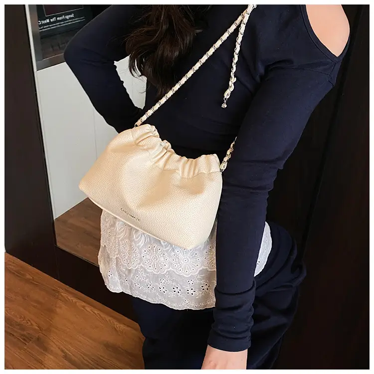 2025 Spring New Lychee Pattern Cloud Chain Women's Shoulder Crossbody Bag — feature 26