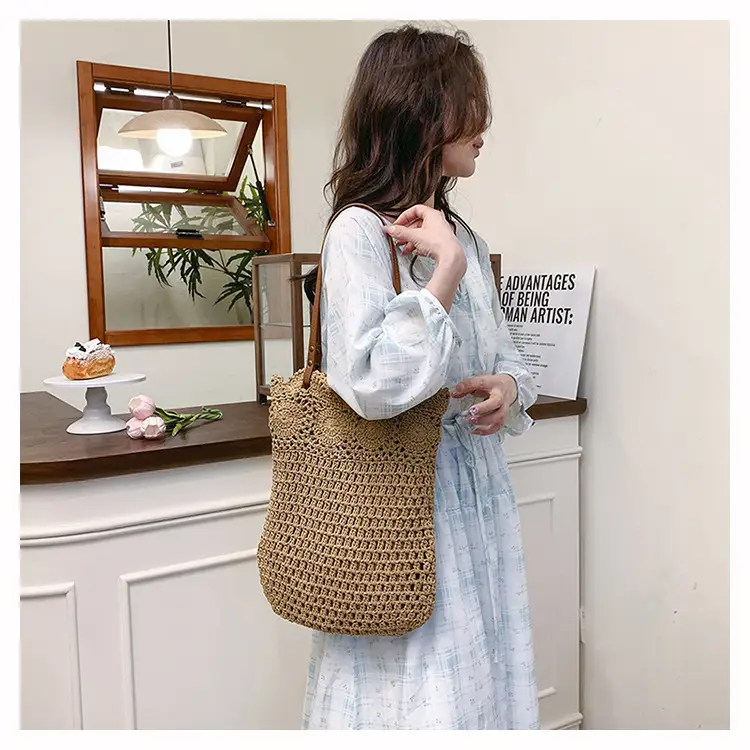 Women Straw Bag Large Capacity Woven Beige 2025 — feature 16