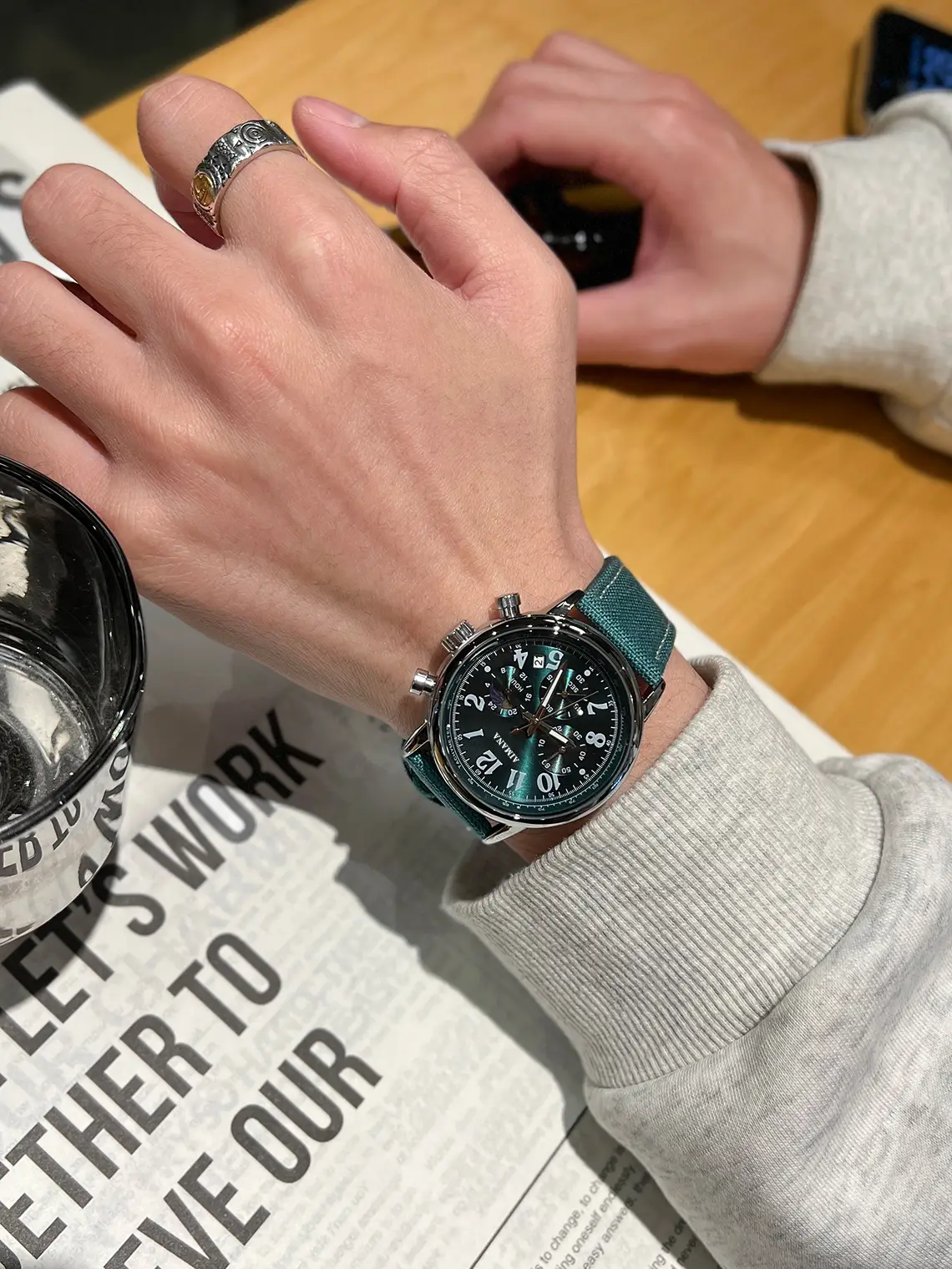 Men's Swiss Chronograph Watch Black Quartz Belt — feature 11
