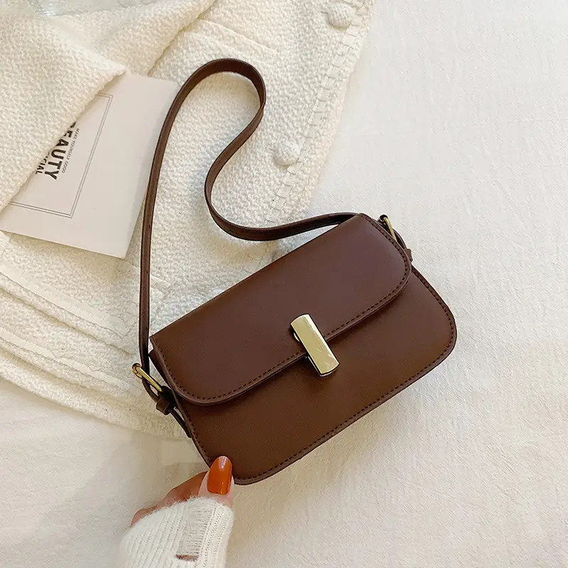 Women's Retro Crossbody Bag Tan Leather 2025