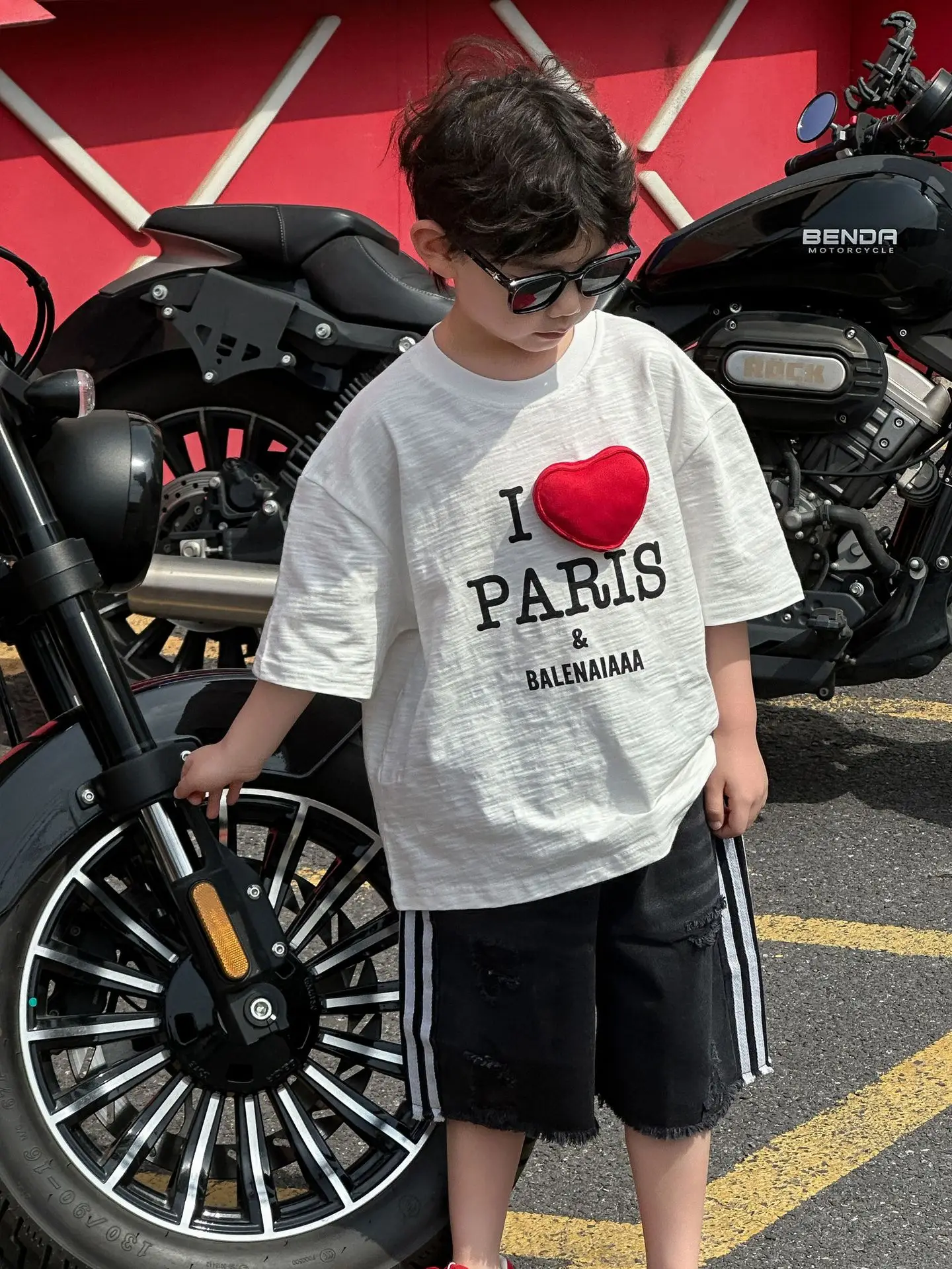 Kids Paris-themed T-Shirt Grey Medium Small