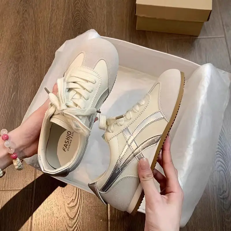 Trendy Internet-Famous White Sneakers for Women 2025 New Spring German Training Shoes Stylish Versatile Popular Ins Trend - Image 2