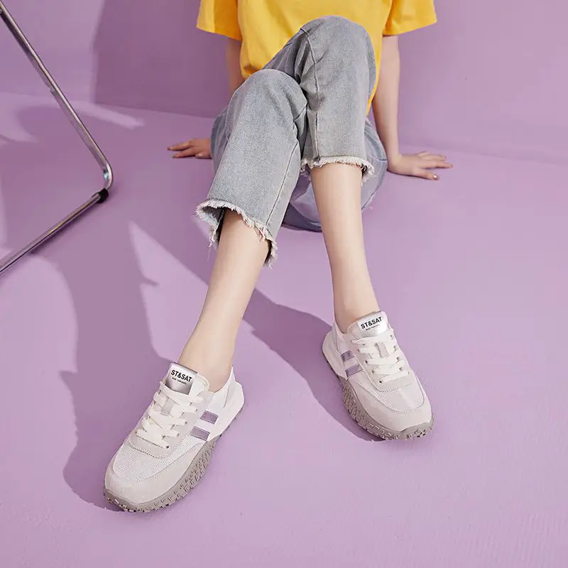 Women's Shoes Wholesale Autumn Fashion Fly-Knit Casual Shoes Low-Top Thin Breathable Lightweight Thick-Soled Height-Increasing Sneakers for Women