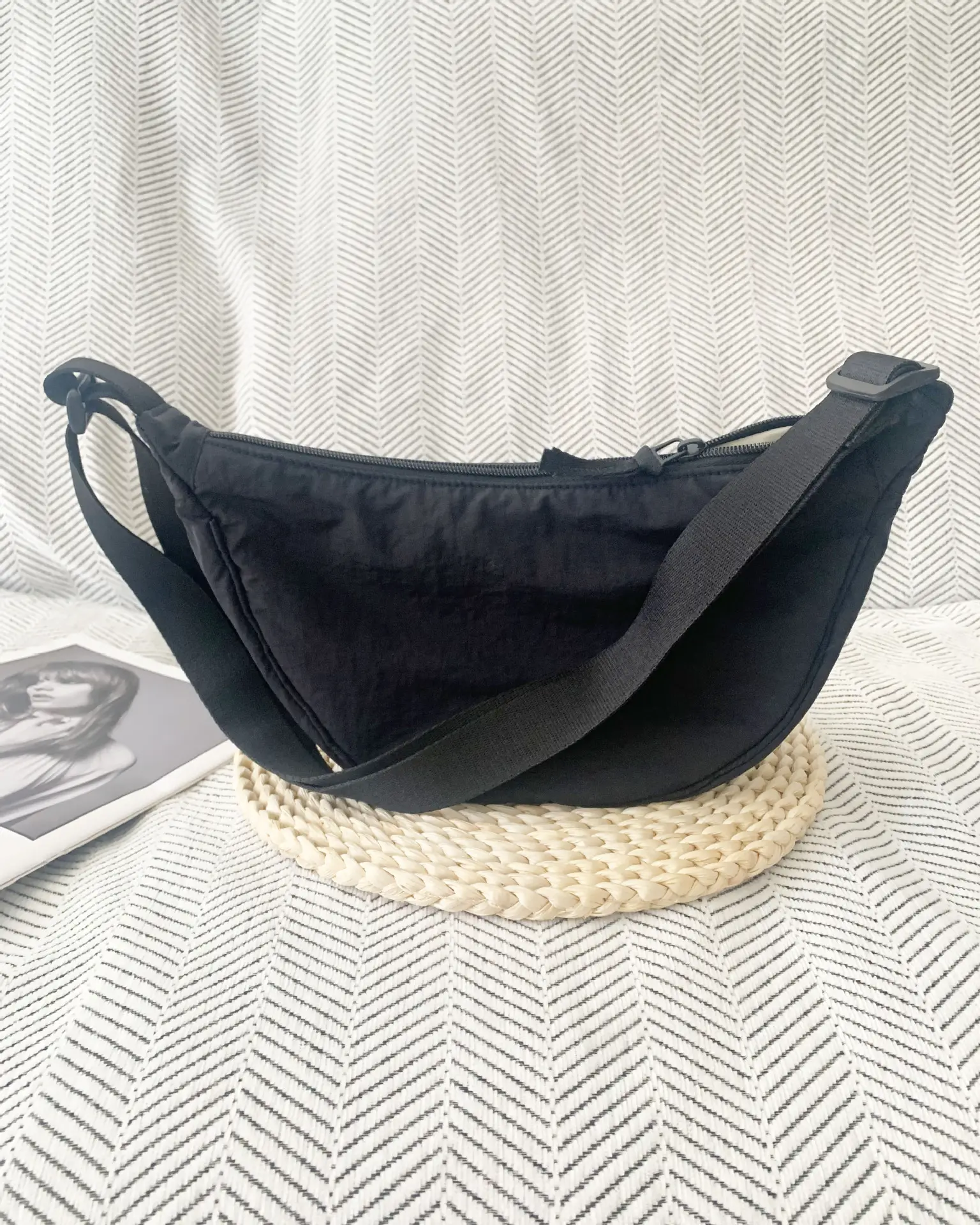 2025 Blue Nylon Crossbody Bag for Women — feature 6