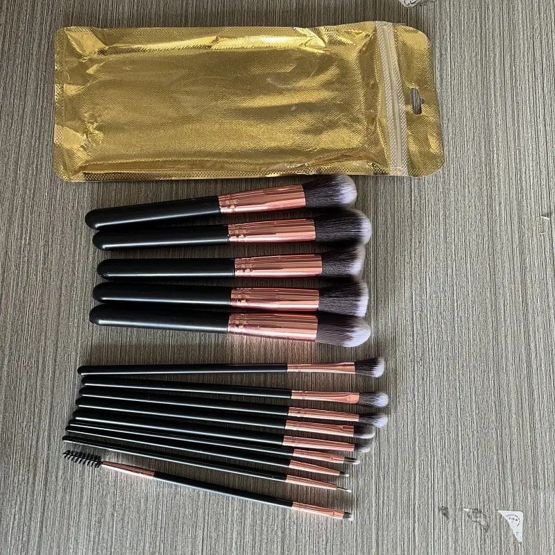 14-Piece Makeup Brush Set with Blush & Highlight Brushes - Image 6