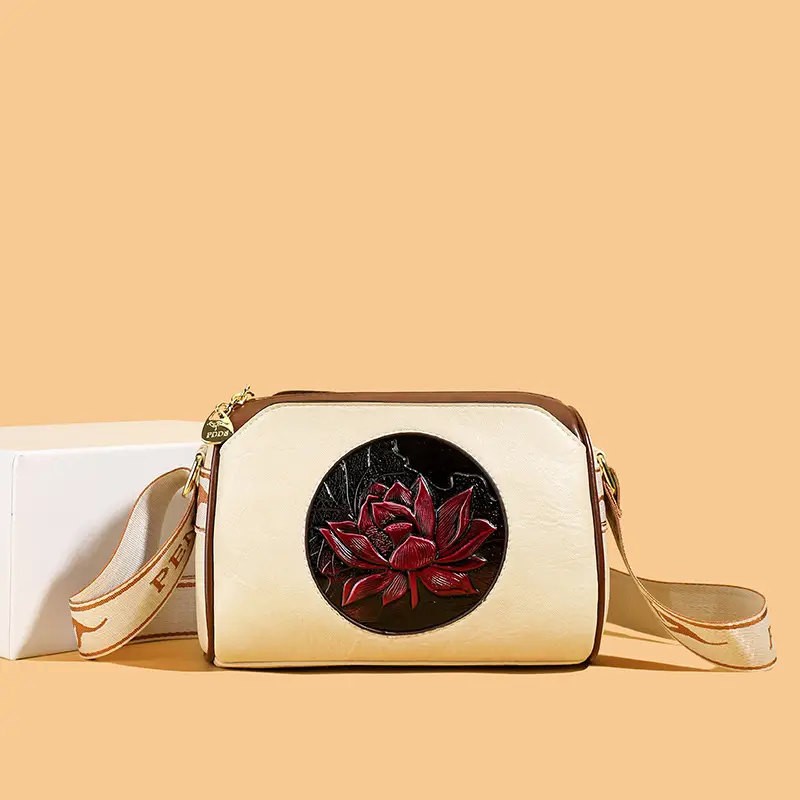 French Retro Embroidered Shoulder Bag for Women - Image 5