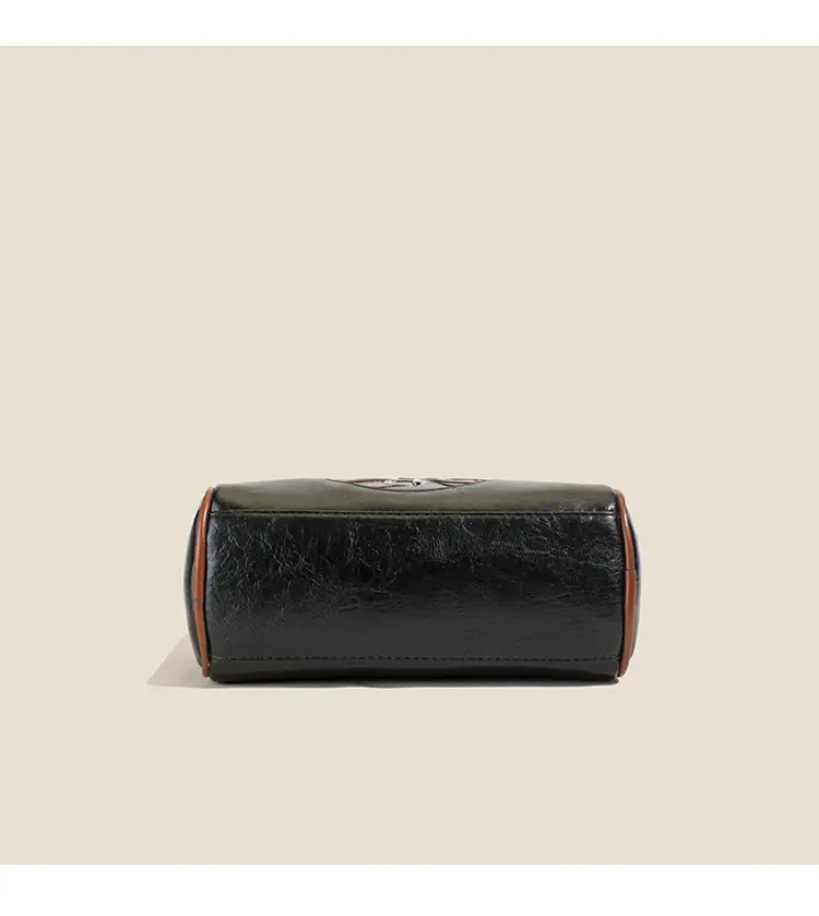 French Retro Embroidered Shoulder Bag for Women — feature 12