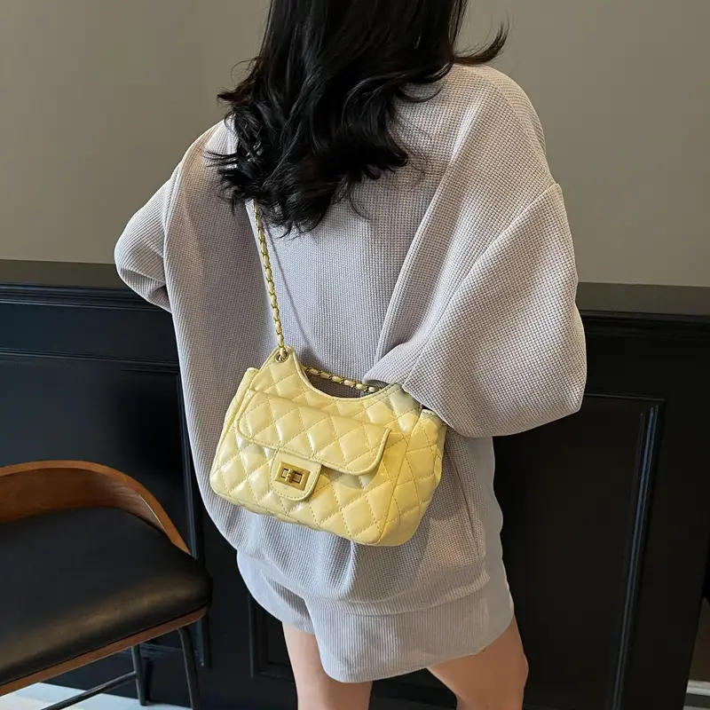 White Rhombus Chain Bag for Women 2026 - Image 6