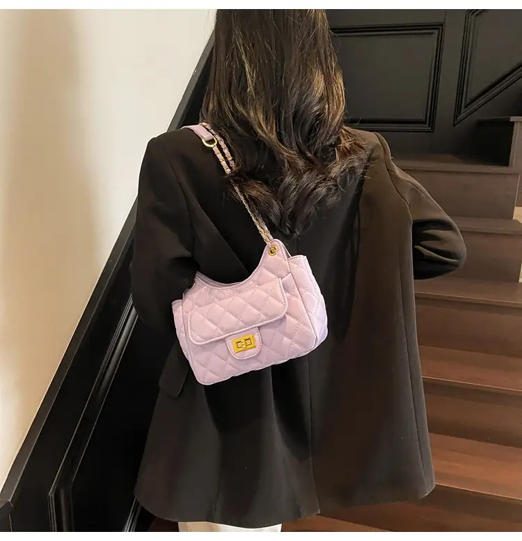 White Rhombus Chain Bag for Women 2026 — feature 25
