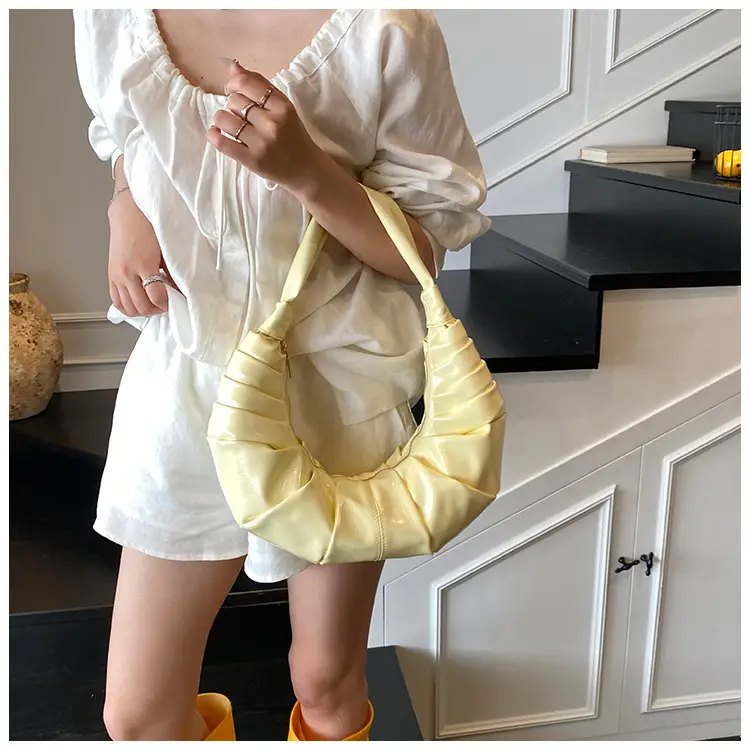 Silver Pleated Shoulder Bag for Women 2025 — feature 13