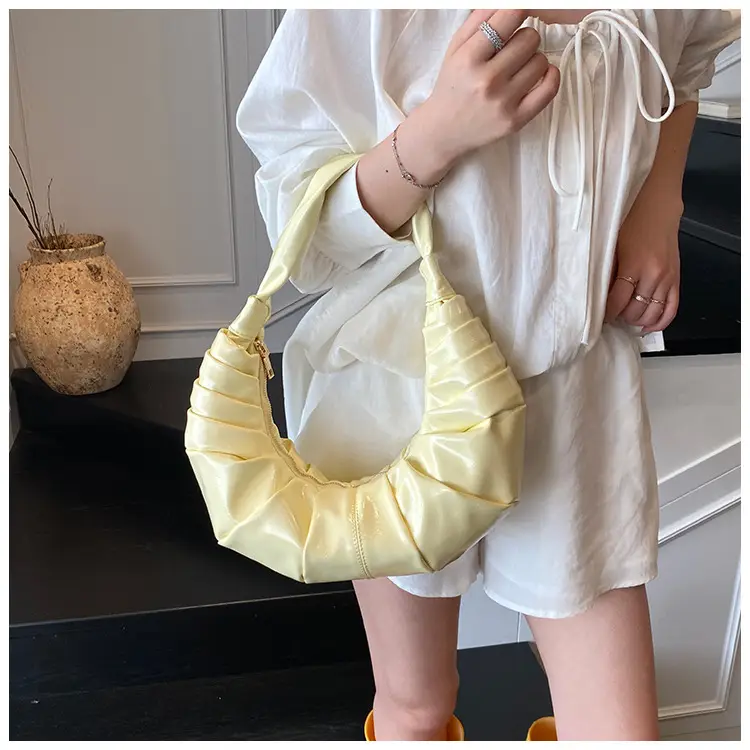 Silver Pleated Shoulder Bag for Women 2025 — feature 17