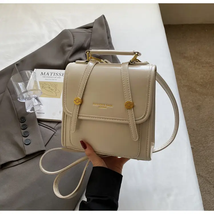 Women's Retro Crossbody Bag Beige Leather 2026 - Image 2