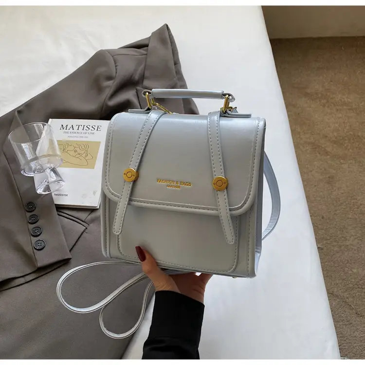 Women's Retro Crossbody Bag Beige Leather 2026 - Image 4