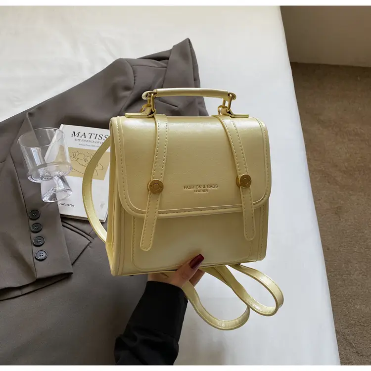 Women's Retro Crossbody Bag Beige Leather 2026 - Image 5