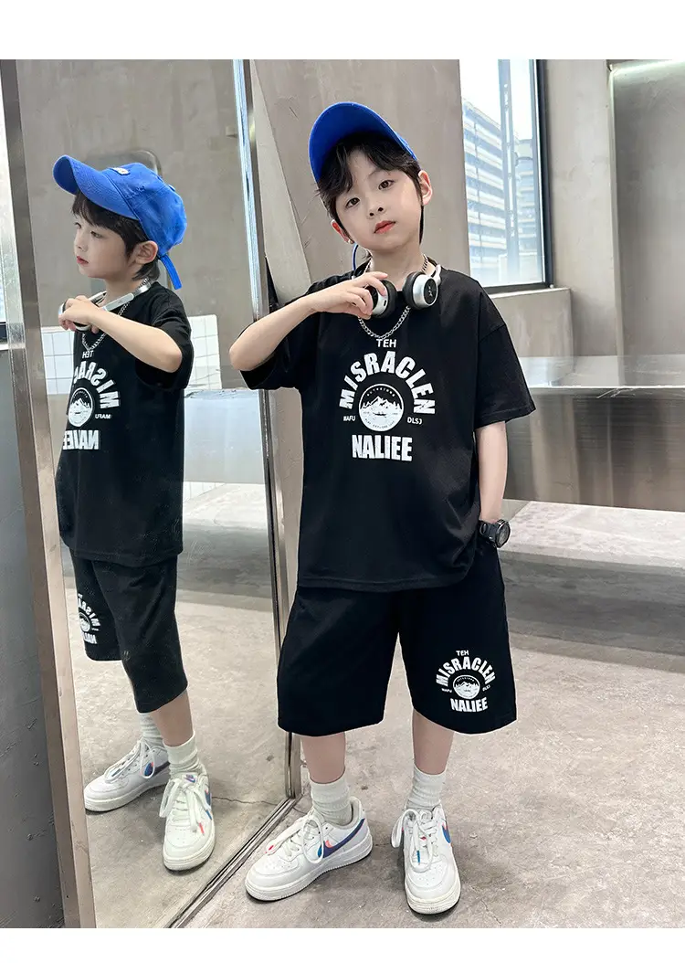 2026 Boys Red Graphic Shorts T-Shirt Set — feature 14