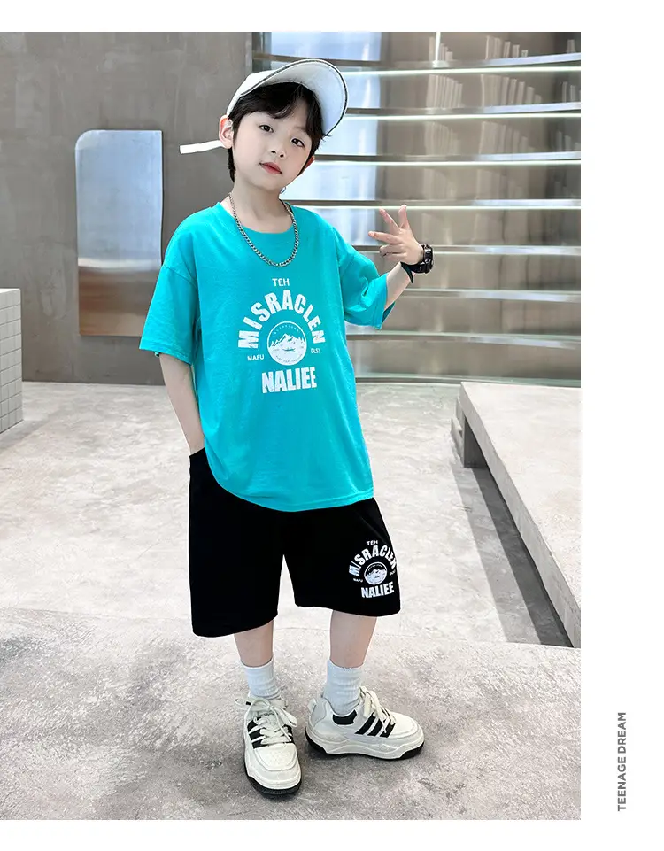 2026 Boys Red Graphic Shorts T-Shirt Set — feature 8