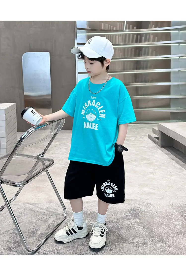 2026 Boys Red Graphic Shorts T-Shirt Set — feature 9