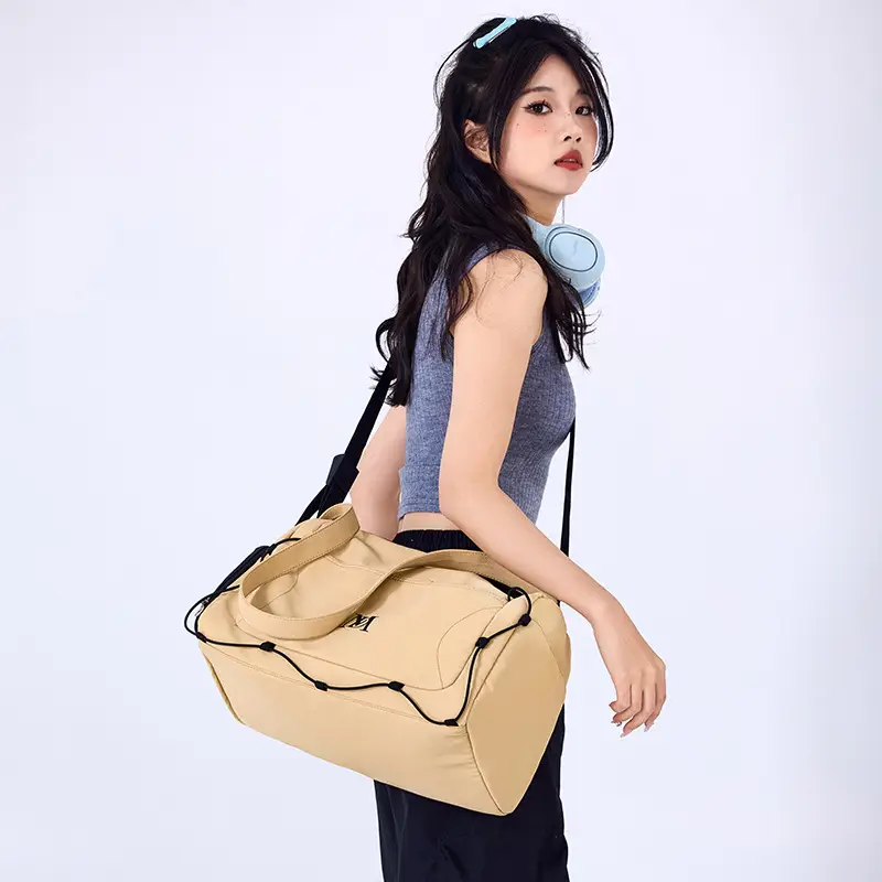 New Fashion One Shoulder Crossbody Travel Tote Bag - Image 8
