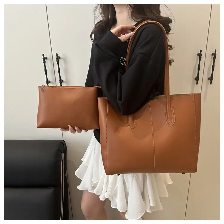 Women Large Capacity Tote Bag Brown Leather 2025 — feature 12